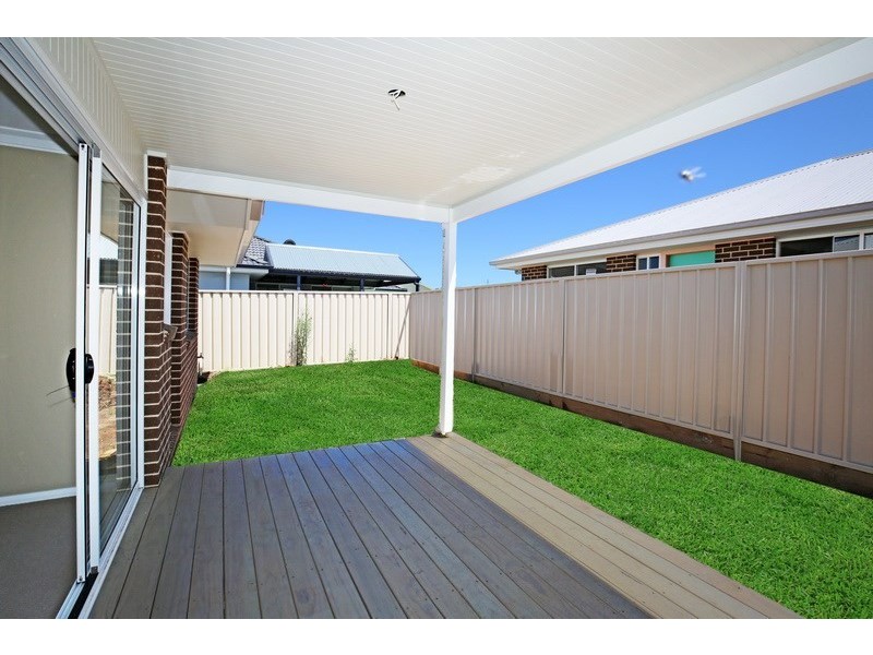 4a Regelia Parade, Worrigee NSW 2540