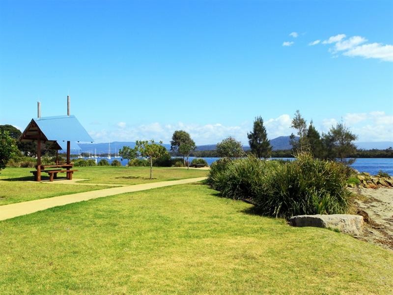 76 Adelaide Street, Greenwell Point NSW 2540