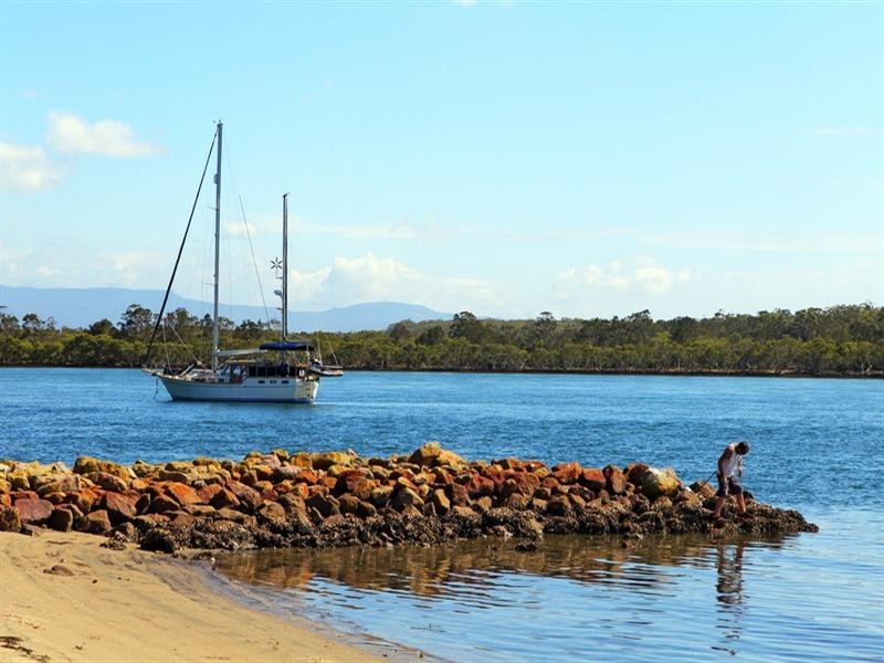 76 Adelaide Street, Greenwell Point NSW 2540