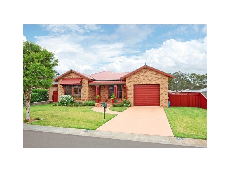 11 Terralla Grove, South Nowra NSW 2541