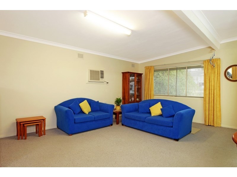 6 Hockey Street, Nowra NSW 2541