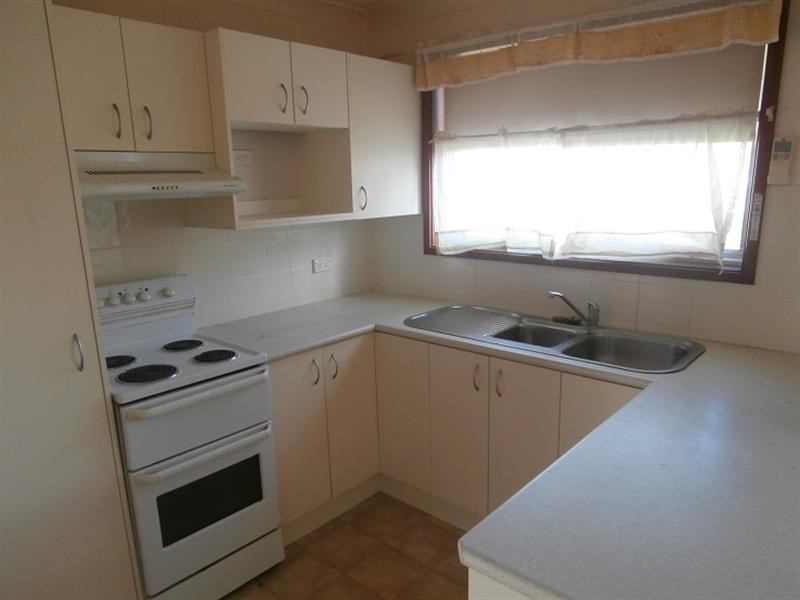 2/48 Page Avenue, North Nowra NSW 2541