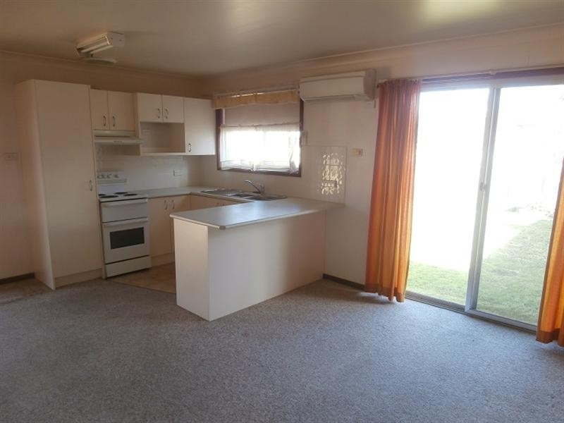 2/48 Page Avenue, North Nowra NSW 2541