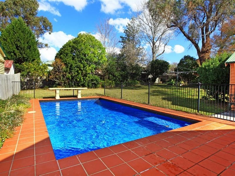 26 Worrigee Street, Nowra NSW 2541