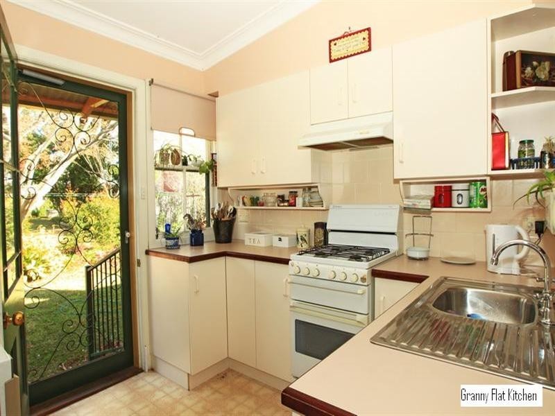 26 Worrigee Street, Nowra NSW 2541