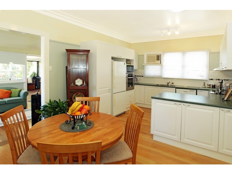 6 Jervis Street, Nowra NSW 2541