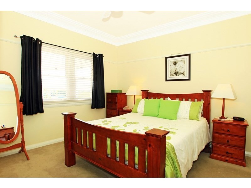 6 Jervis Street, Nowra NSW 2541