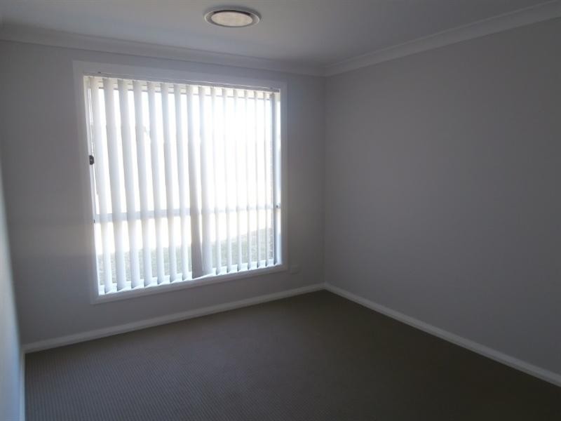 37 Bowerbird Street, South Nowra NSW 2541