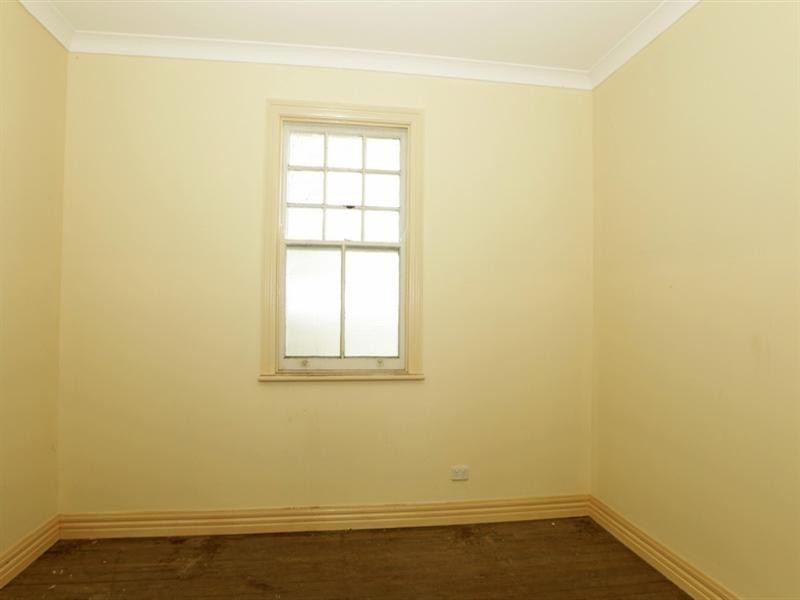 16 Meroo Street, Bomaderry NSW 2541