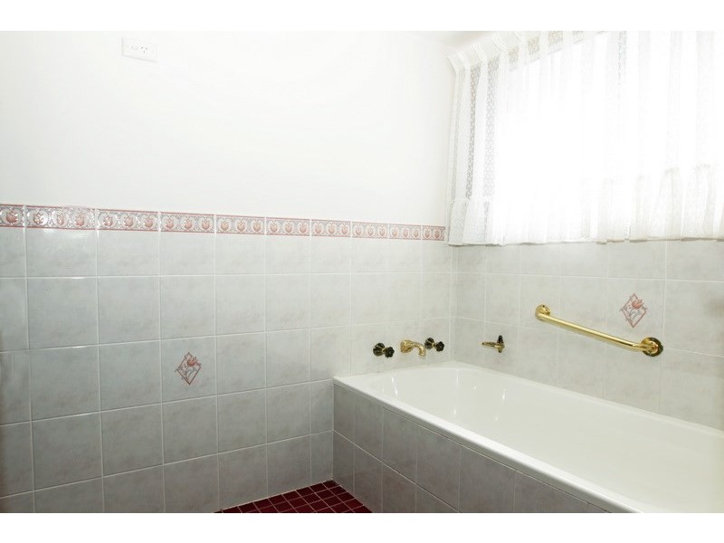 1 Wirruma Close, North Nowra NSW 2541