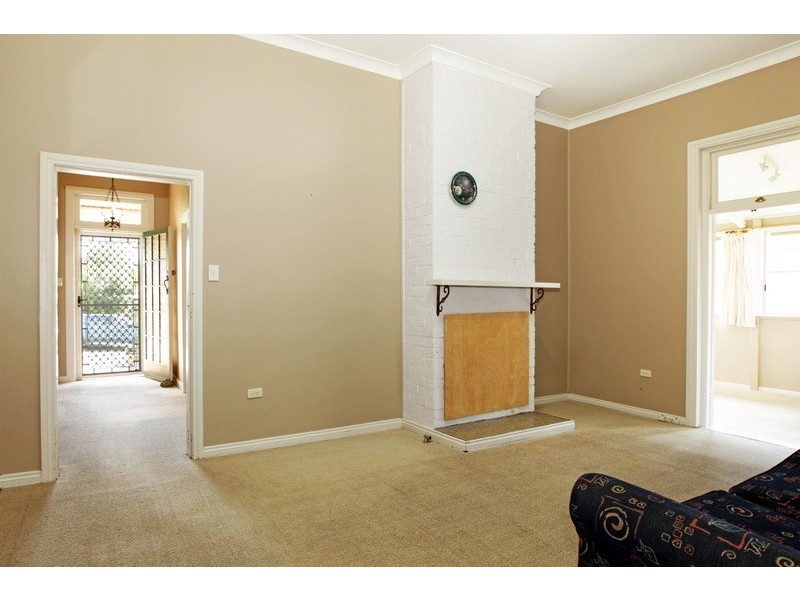 38 Worrigee Street, Nowra NSW 2541