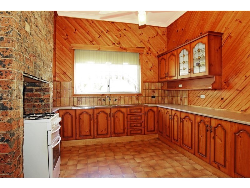 38 Worrigee Street, Nowra NSW 2541