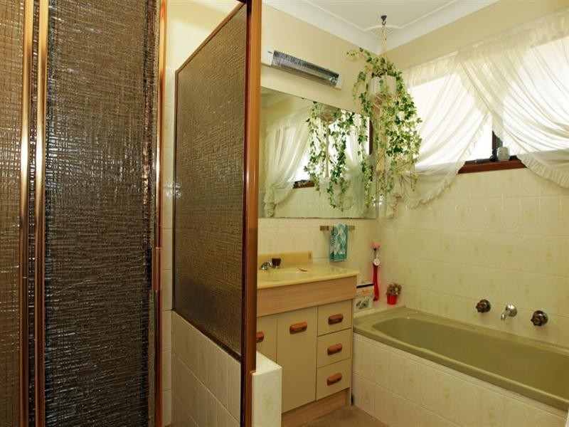 17 McMahons Road, North Nowra NSW 2541