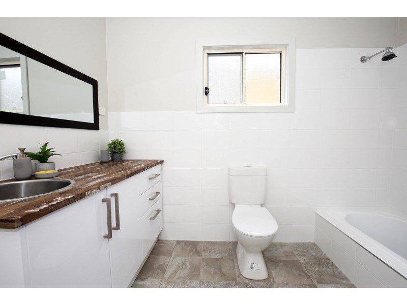 183 McKay Street, Nowra NSW 2541