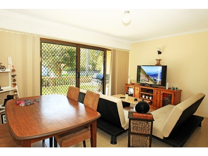 104 Douglas Street, Nowra NSW 2541