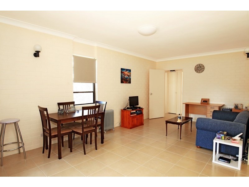 104 Douglas Street, Nowra NSW 2541