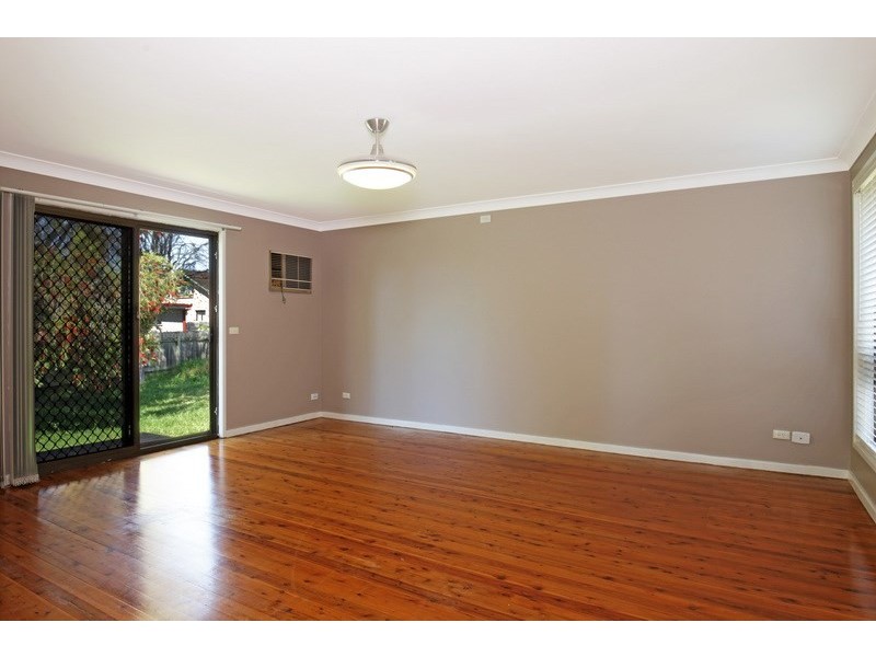 27 Monk Crescent, Bomaderry NSW 2541