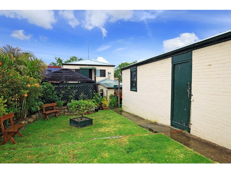 45 Meroo Street, Bomaderry NSW 2541