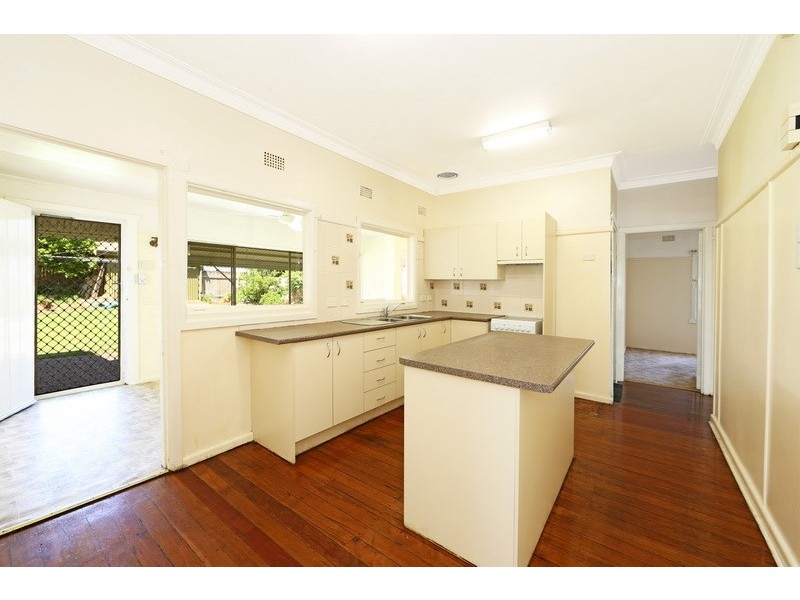 24 Morton Parade, Nowra NSW 2541