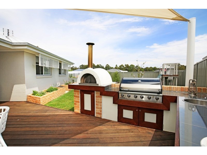 11 Cornwall Close, South Nowra NSW 2541