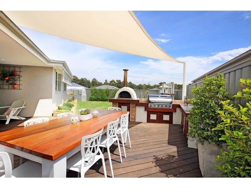 11 Cornwall Close, South Nowra NSW 2541