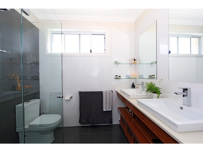 11 Cornwall Close, South Nowra NSW 2541