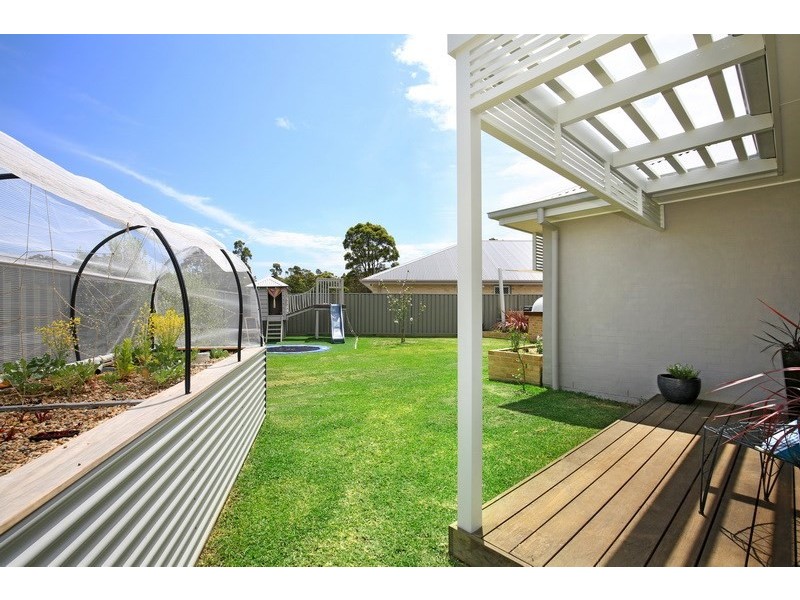 11 Cornwall Close, South Nowra NSW 2541