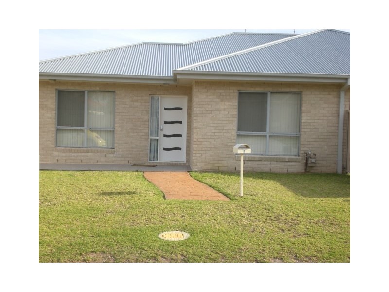 8 Ebony Link, Worrigee NSW 2540
