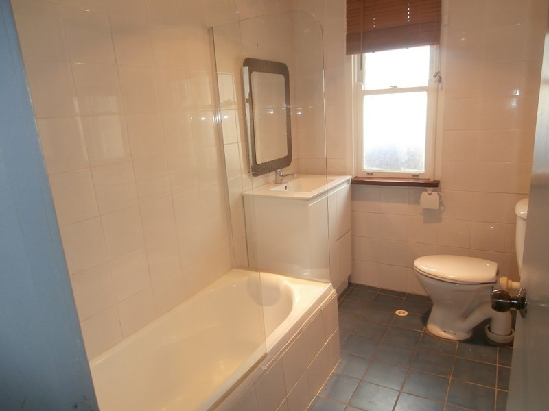 158 Kalandar Street, Nowra NSW 2541