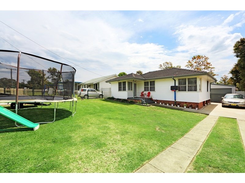 23 Quiberon Street, Nowra NSW 2541