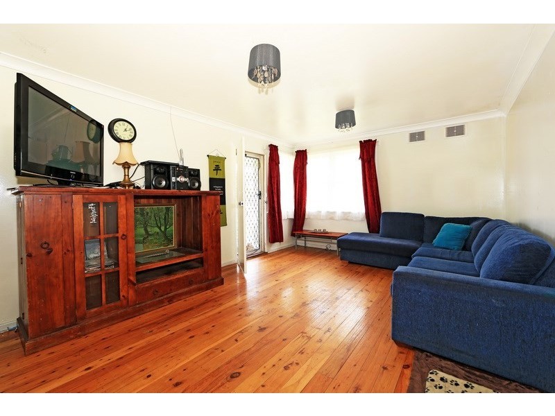 23 Quiberon Street, Nowra NSW 2541