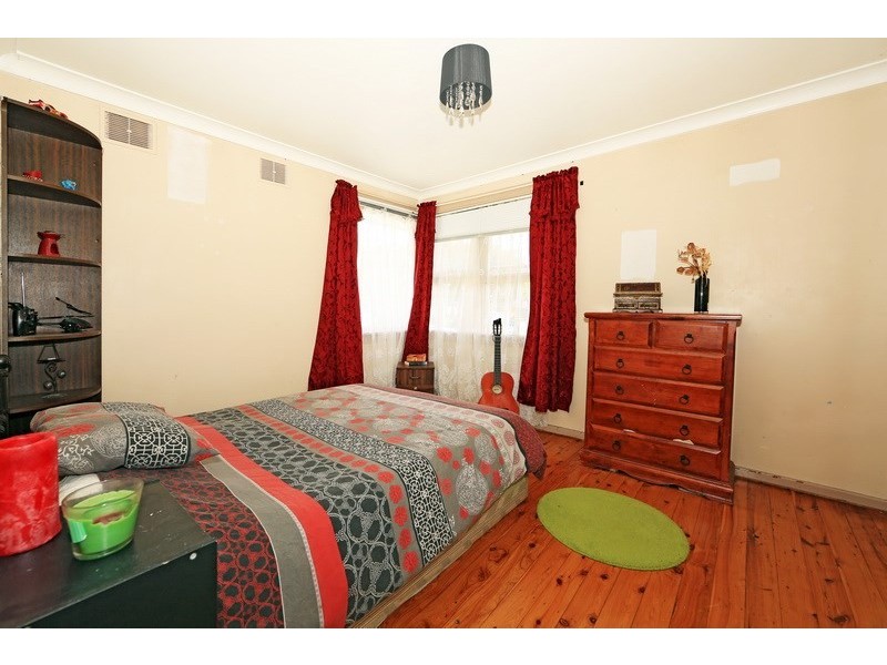 23 Quiberon Street, Nowra NSW 2541