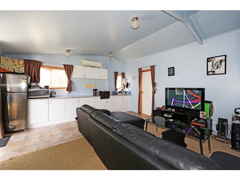 23 Quiberon Street, Nowra NSW 2541