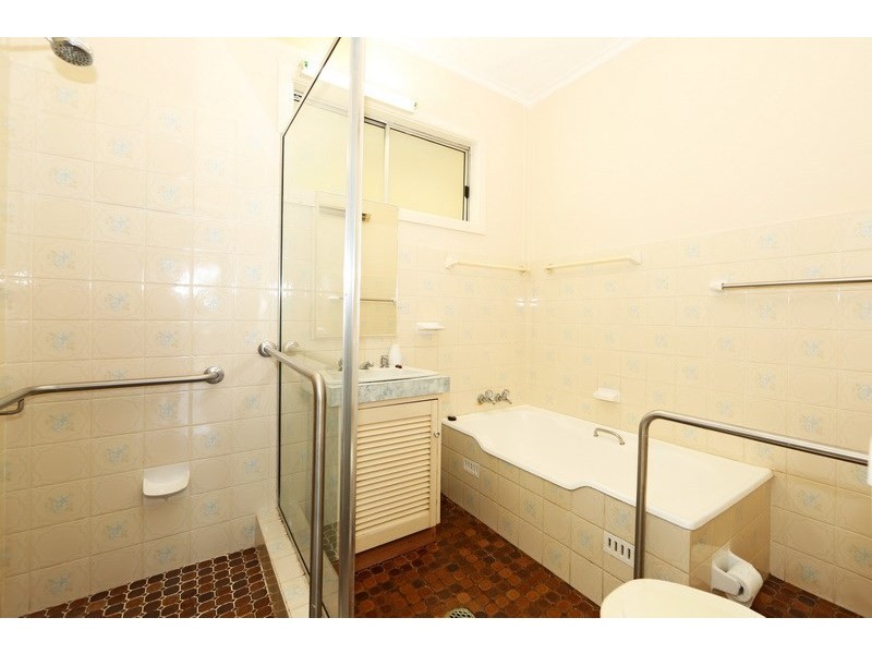 24 Morton Parade, Nowra NSW 2541