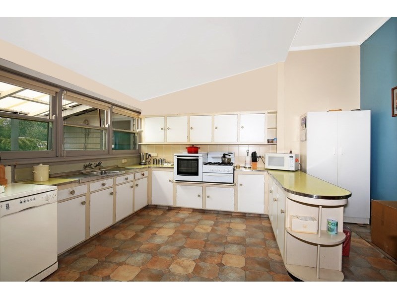 13 Junction Street, Nowra NSW 2541