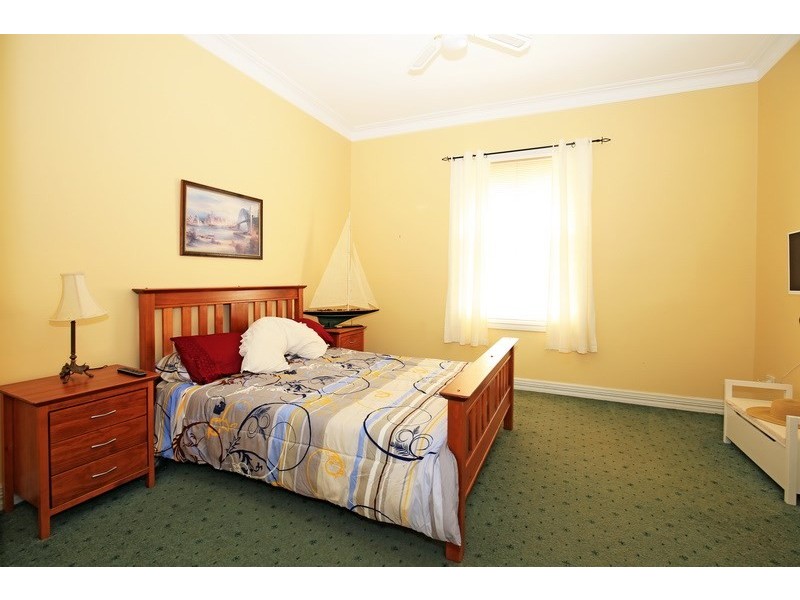 13 Junction Street, Nowra NSW 2541
