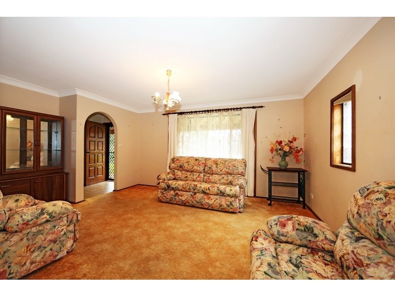 6 Clarke Avenue, North Nowra NSW 2541