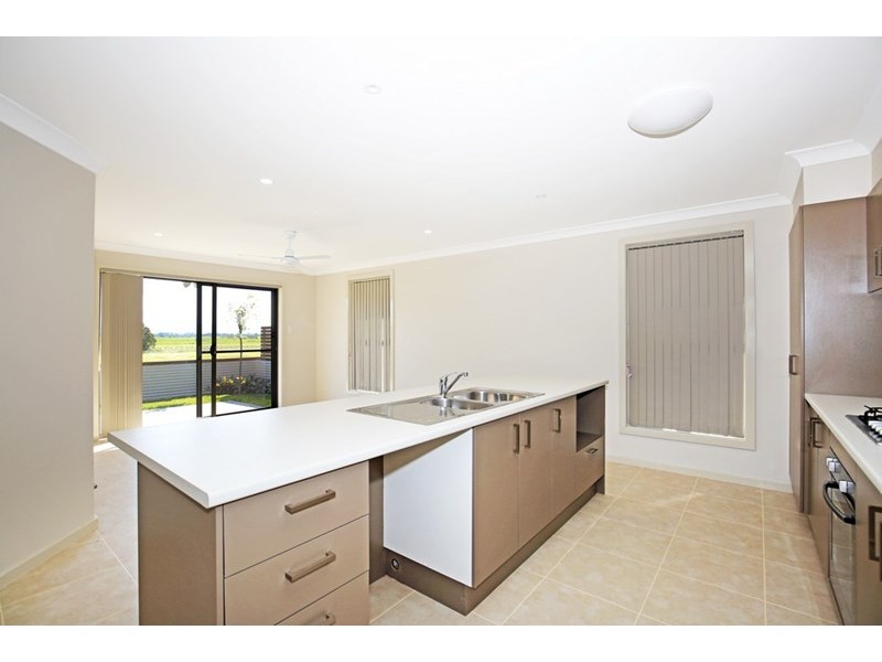 109b St Anns Street, Nowra NSW 2541