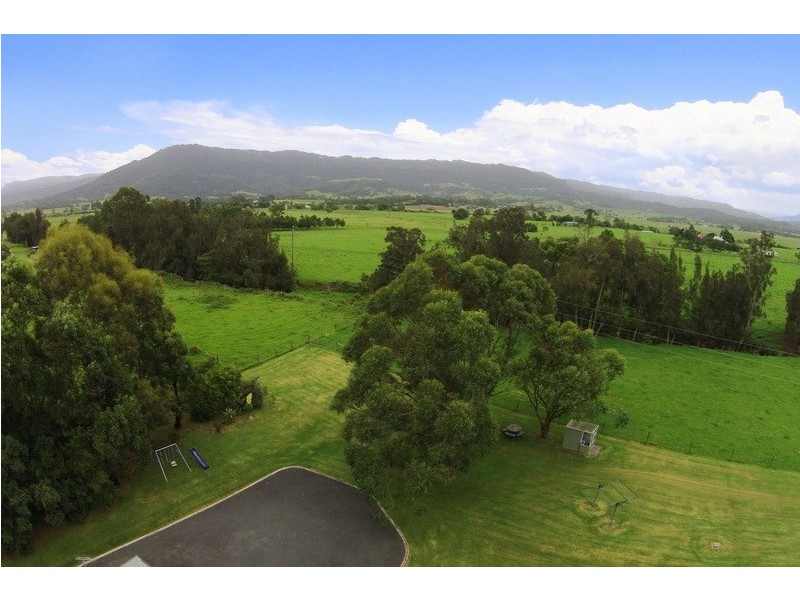 1087D Meroo Road, Meroo Meadow NSW 2540