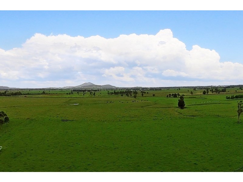 1087D Meroo Road, Meroo Meadow NSW 2540