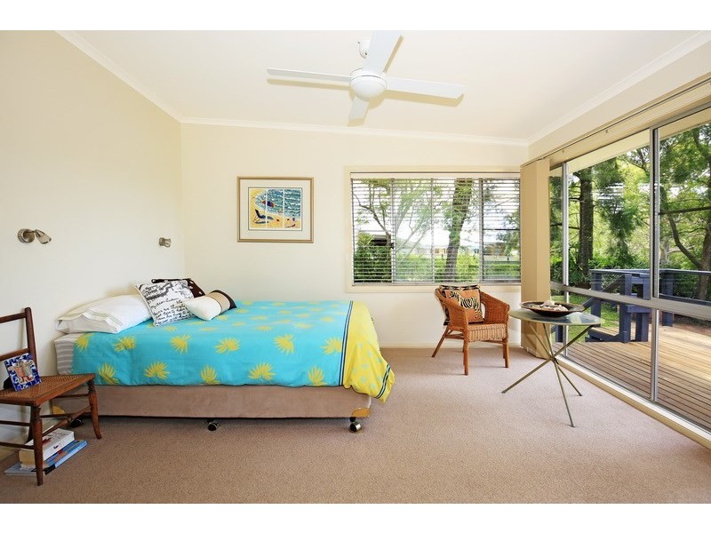 60 Walsh Crescent, North Nowra NSW 2541