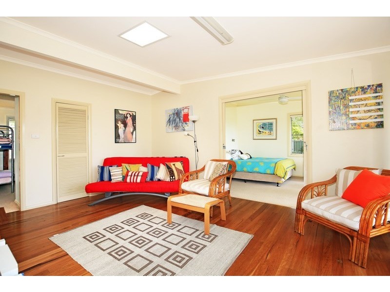 60 Walsh Crescent, North Nowra NSW 2541