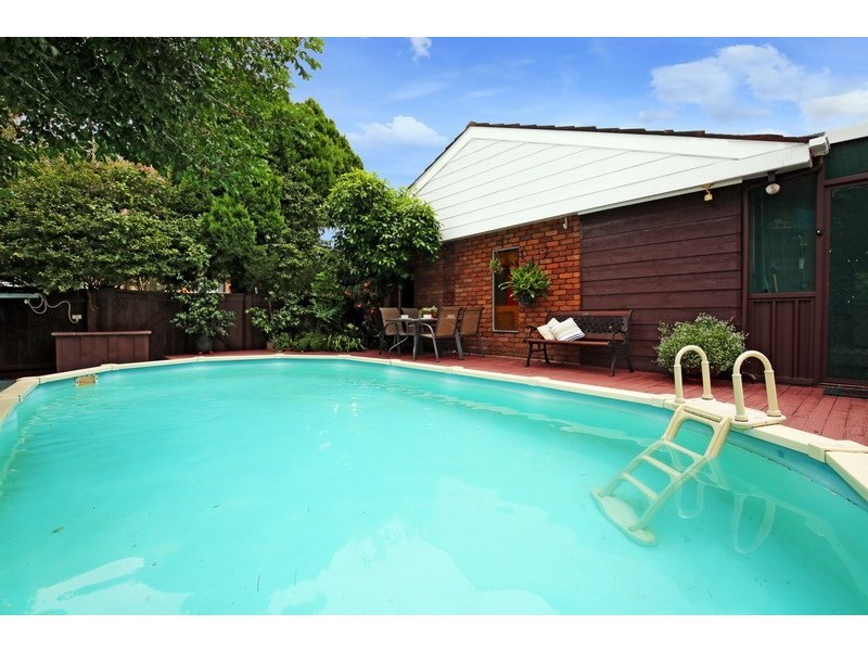 17 Penrose Drive, Bomaderry NSW 2541