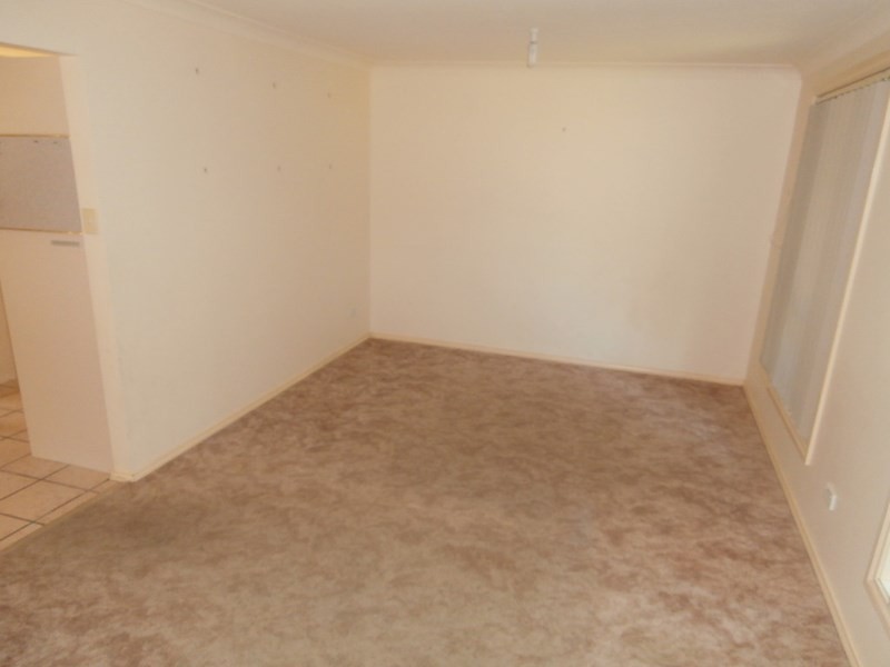 17 Asteria Street, Worrigee NSW 2540