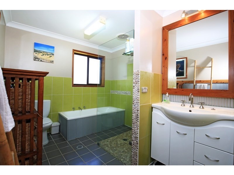 8 Tindall Close, North Nowra NSW 2541