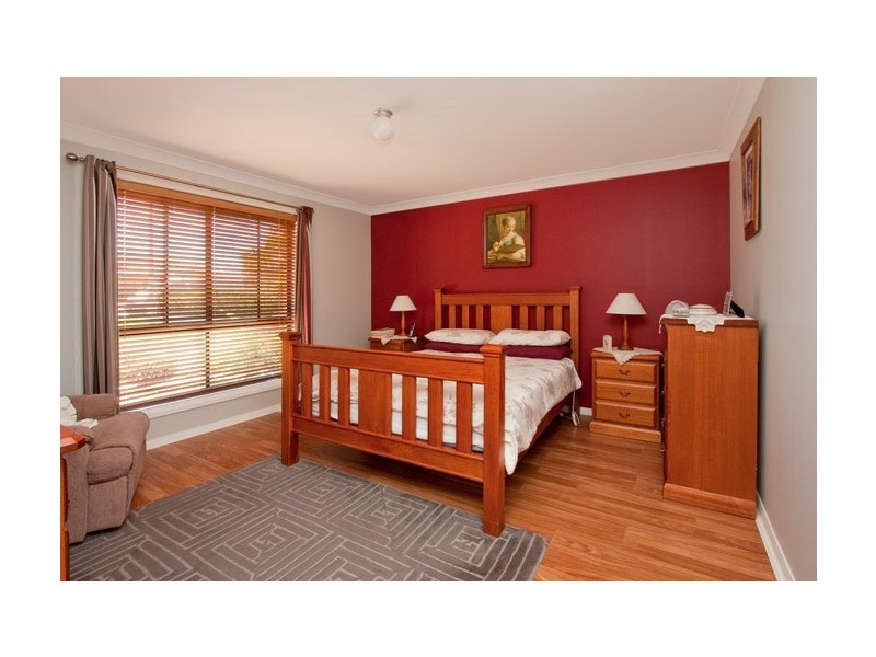 21 Mountain Ash Place, Worrigee NSW 2540