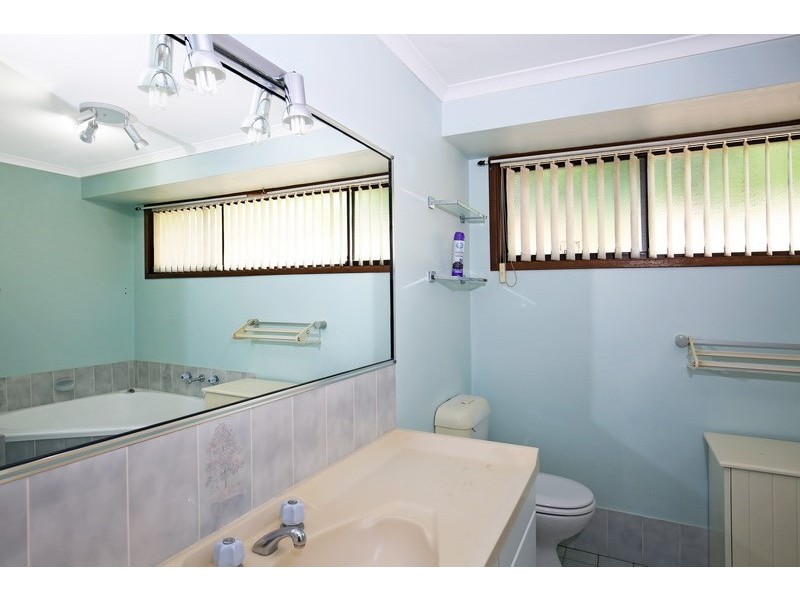 104 Warren Avenue, North Nowra NSW 2541