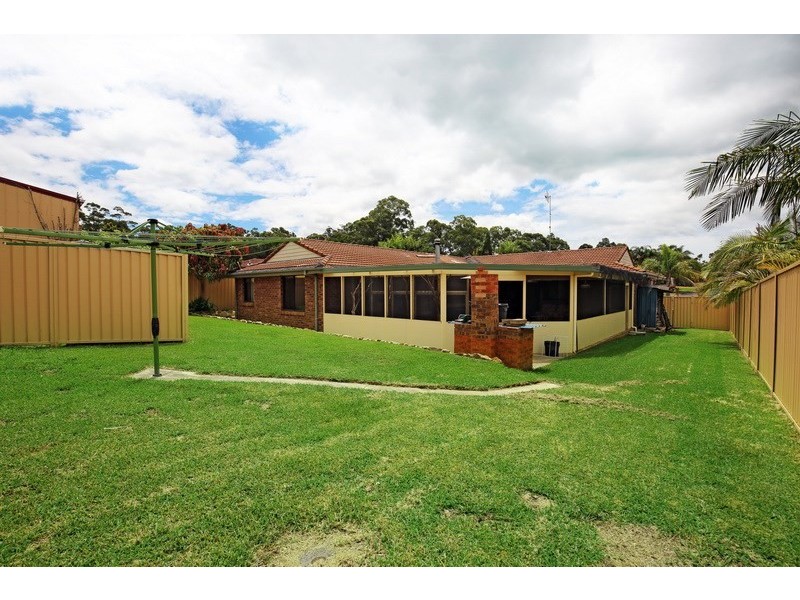 104 Warren Avenue, North Nowra NSW 2541
