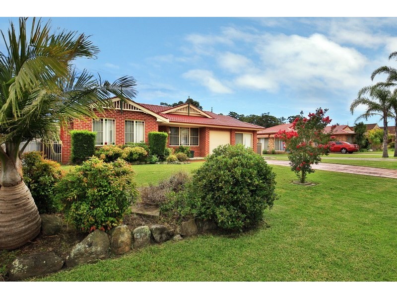 9 Robinia Way, Worrigee NSW 2540