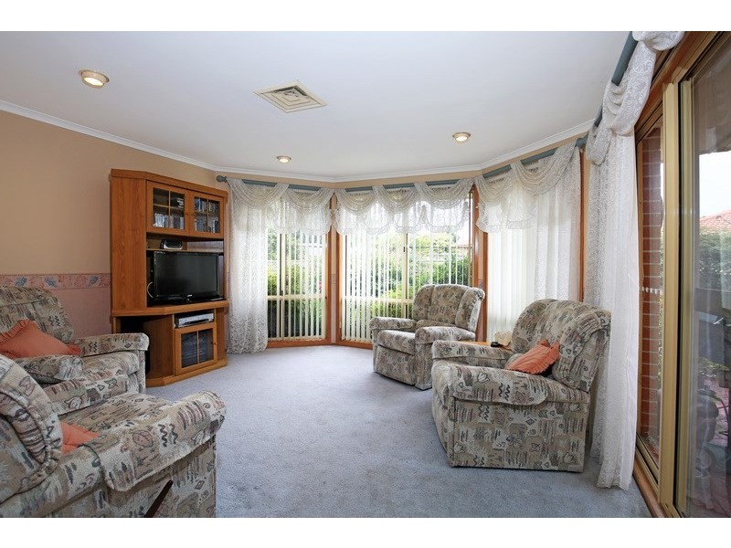 9 Robinia Way, Worrigee NSW 2540